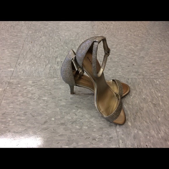 Sexy Versatile Bandolino Shoes! - Picture 3 of 6